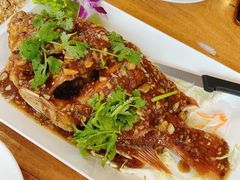 -两兄弟Song Pee Nong(2号店)