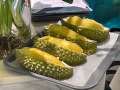 -曼格蒸汽活海鲜·榴莲自助(皇庭广场店)