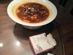 -川流不息·地道川菜·小龙虾(松东路店)