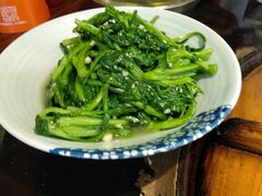 蒜茸菊花菜-好灶头妈妈菜·柴火灶台鱼·千岛湖土菜地标美食