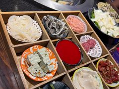 -唇辣号重庆老火锅(燕郊鑫乐汇店)