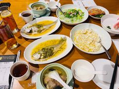 -乐忻皇朝(上海中心大厦店)