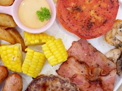 牛肉汉堡排拼盘-龙治汉堡(中华城店)