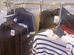 -H&M(鹏欣水游城店)