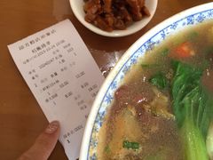 -邱芳粉店(迎宾大道旗舰店)