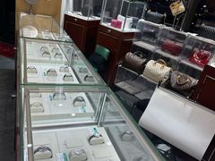 -吉吉吉名品二手奢侈品名表名包回收(静安店)