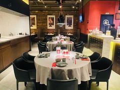 大堂-青年公社烤鸭(滨湖银泰店)