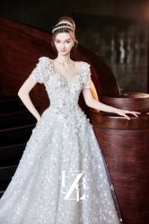 -Renee芮亦婚纱(原丽莎)