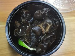 美味泡木耳-云海肴·汽锅鸡·云南菜(领展购物广场·中关村店)