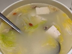-皇城根·鲁菜济南菜·吊炉烤鸭·炒鸡鱼头(济南旗舰店)