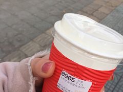 -85度C(生甜甜圈研究工坊·上海松江人民北路店)