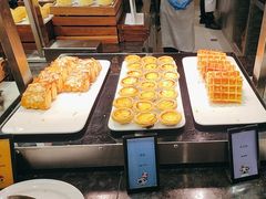 -亚龙湾希尔顿自助餐厅·海鲜·烧烤·沙滩BBQ·现场乐队