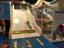 -多奇妙乐园·淘气堡·电玩·抓娃娃(海口吾悦店)