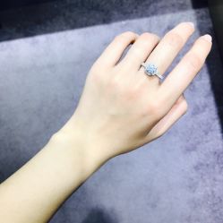 -威德钻石-克拉钻大本营(南京东路店)