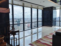 -上海龙之梦万丽酒店