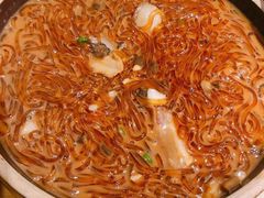 阿婆烧的手工苕粉-吃饭皇帝大土家民族菜(正大广场店)