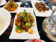 -六和聚传统烤鸭.天津菜(和平店)