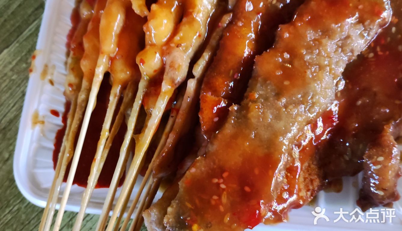 夜宵就吃炸串焖子臭豆腐