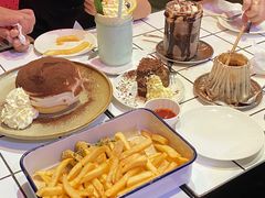 美式风味炸鸡翅配薯条-MIKAKU(万达广场上海宝山店)