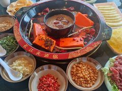 -三江两海老火锅(北京首店)