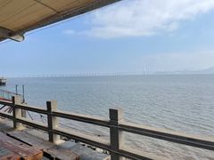 -鹰龙海畔度假酒店(咸祥店)