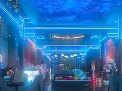 -屋有岛沉浸游戏旗舰店(中山公园店)