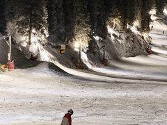 -丝绸之路山地度假区滑雪场