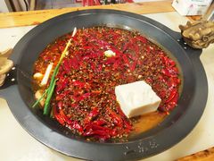 -黄潇洒老火锅(九眼桥宏济巷店)