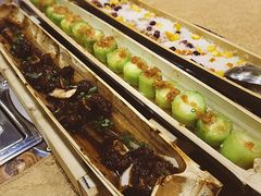 -胡须哥网红竹筒菜