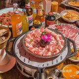 人均50的铁盘排酸肉烤肉，游戏机玩到爽