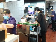 -麦当劳(虹梅路地铁站店)