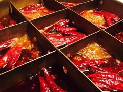 -江湖餐厅–重庆九宫格老火锅