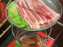 -青瓦炭韩潮烤肉(花园道店)