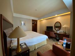 -汕尾巴黎半岛酒店