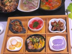九宫格玲珑前菜-新仙清汤牛腩(铜锣湾店)
