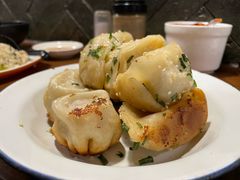 -舒蔡记生煎菜饭(云南中路店)