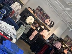 -UNDER ARMOUR(八达岭奥莱店)