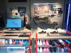 -NIKE品牌体验店(南京东路店)