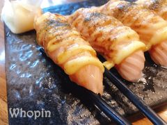 火炙三文鱼寿司-尺山寸水日料(马桥满天星店)