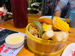 -三个渔夫·蒸汽海鲜(小白楼店)