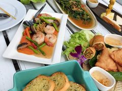 -卷心菜和避孕套餐厅(Pattaya)