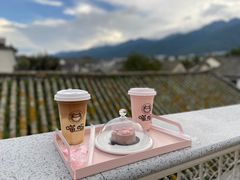 -喵屿·大理花园猫咖