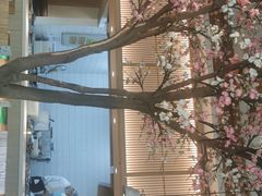 -蜜桃餐厅·伴山(湖滨商业街店)