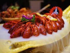 极品冰镇小龙虾-鲁小三·大骨自助(金山总店)