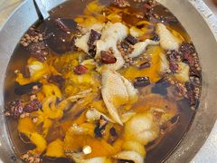 -鑫巴蜀小镇 · 水煮鱼专研店(玉桥店)