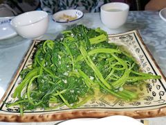-范饭椰林川湘味海鲜·椰子鸡(三亚湾椰梦长廊店)
