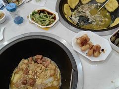 -鲁员外地锅鸡地锅鱼(古墩路店)