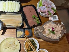 -佬土鹅肠火锅(解放路店)