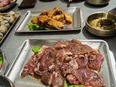 -围炉肉舍丹东海鲜烤肉·烤活鳗(步行街店)