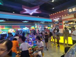 -LuckyStar幸运星家庭娱乐中心(东莞国贸店)